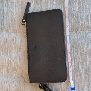 Lo & Sons Smartphone Wristlet Black